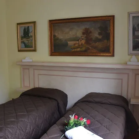 La Rosa Di 3* Florence