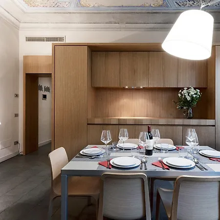 Pilastri Five Senses Apartment *