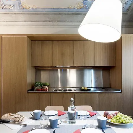 Pilastri Five Senses Apartment