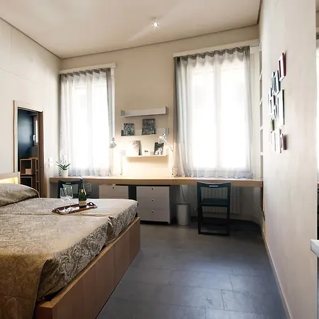 Pilastri Five Senses * Florence