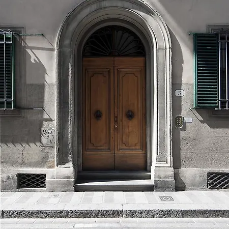 Pilastri Five Senses * Florence