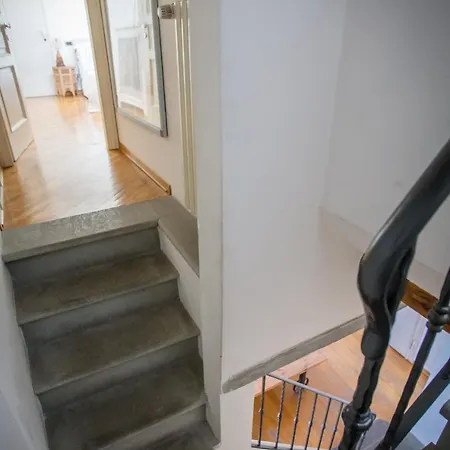 Acacia - Pandora Apartment