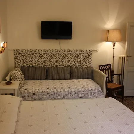 By Anna Guest house 2*