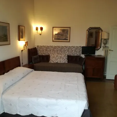 By Anna Guest house Florence