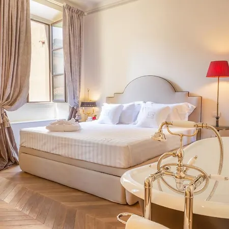 Corte Calzaiuoli Elegant 2* Florens