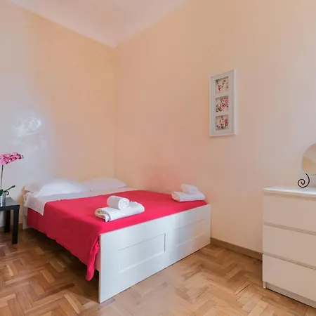 Ognissanti 49 - Keys Of Italy Apartment