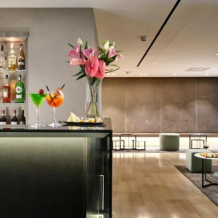 Hotel Glance In