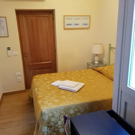 Por Santa Maria Hotel