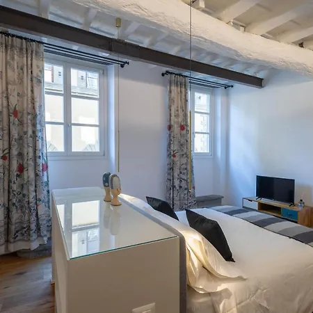 - Santospirito Exclusive Apartment *