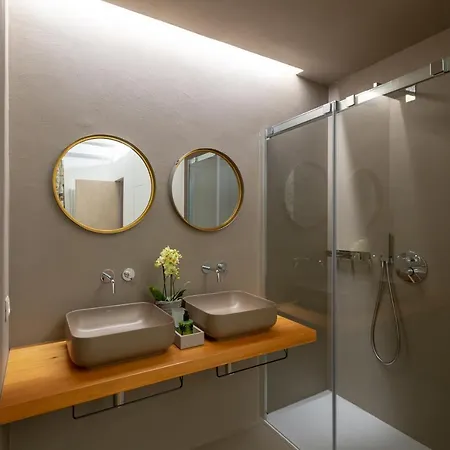 - Santospirito Exclusive Apartment Florence