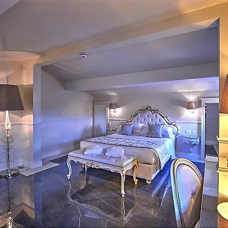 The Moon Boutique & 4* Firenze