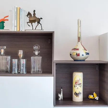 Cozy Alberti Lift, Terraces, Free Parking Apartment