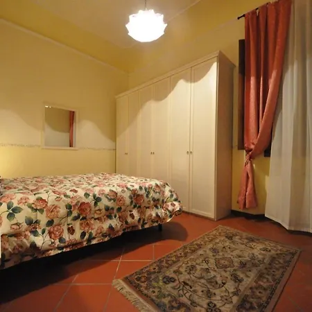 Apartment Giglio Florence