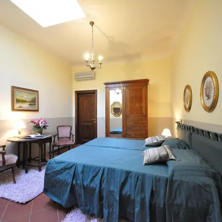 Giglio Apartment Florence