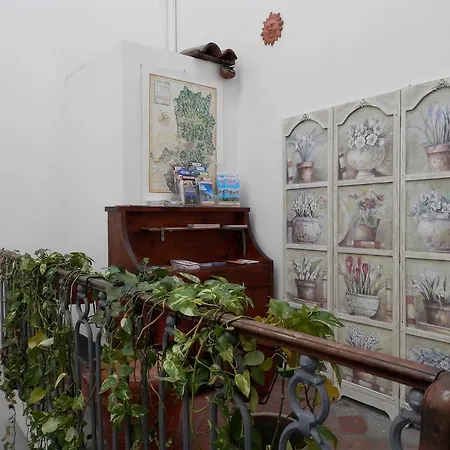 Residenza Le Rondini فلورنس