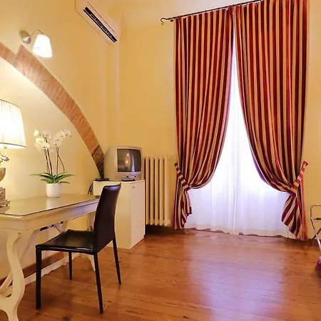 Relais Lavagnini 2*