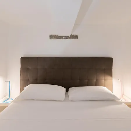 Alfani Apartment
