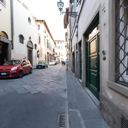 Apartment Piazza Del Carmine, Flo Florence