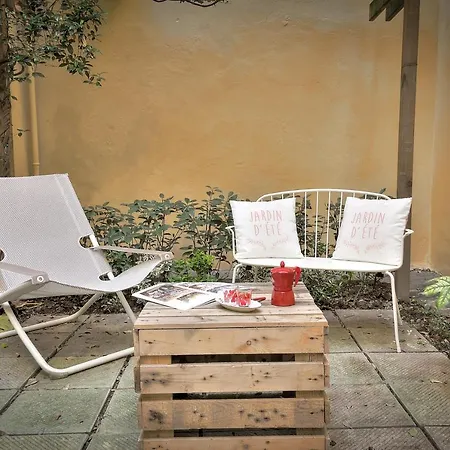 Piazza Del Carmine, Flo Apartment