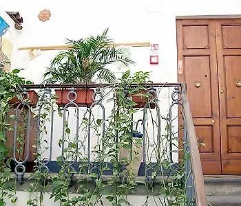 Residenza Le Rondini Guest house Florence