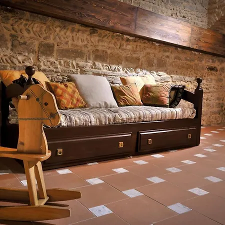 Piazza Del Carmine, Flo Apartment