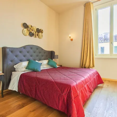 St. Hotell 2*