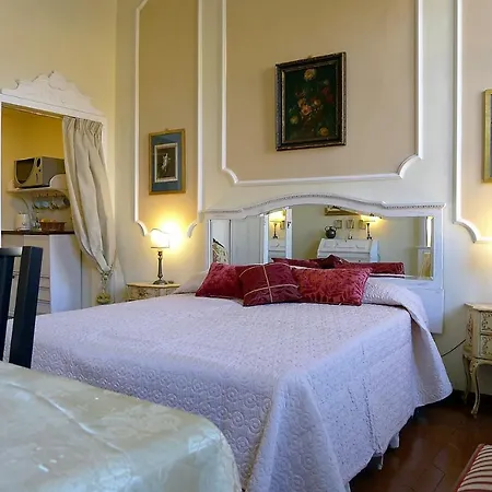 Oriuolo Apartment Florence