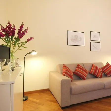 Relais Panoramic Cathedral Apartment Florence