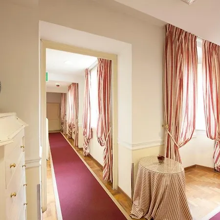 Palazzo Ruspoli Apartment Florence