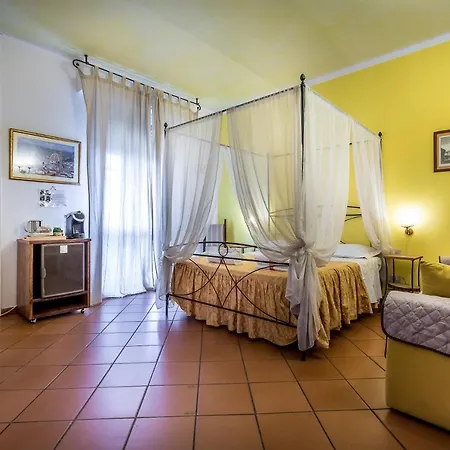 Dimora Altea Bed & Breakfast 3*