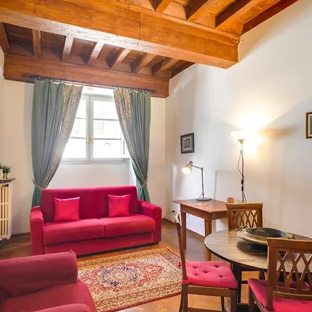 Palazzo Spinelli Charm Appartamento *
