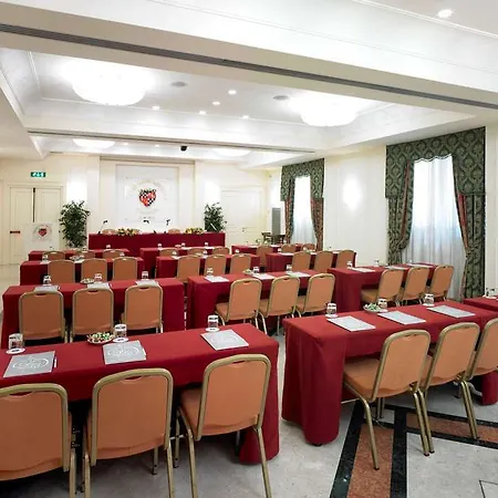 Grand Adriatico 4* Florence