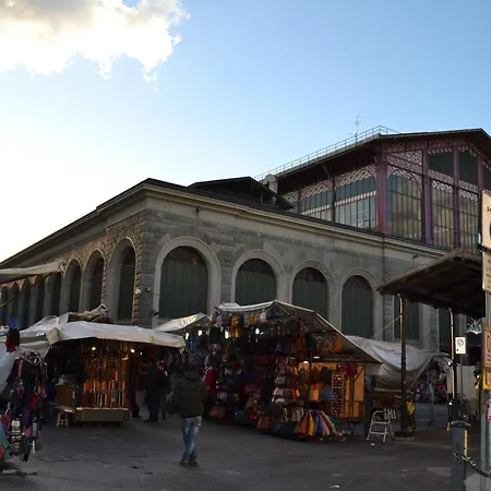 Il Mercato 3*