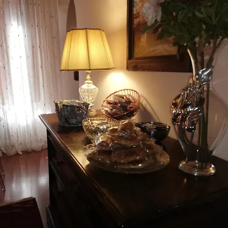 Bed & Breakfast La Rosa Townhouse 3*