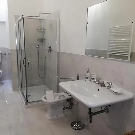 La Rosa Townhouse