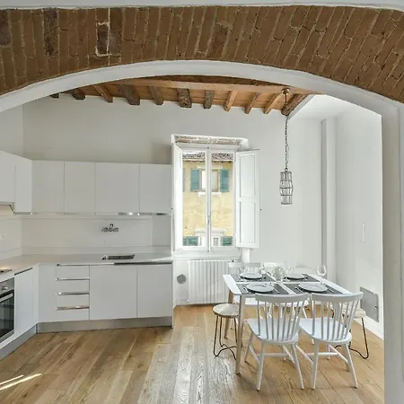 Apartment - Oltrarno Elegance