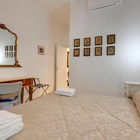 Faenza Apartment