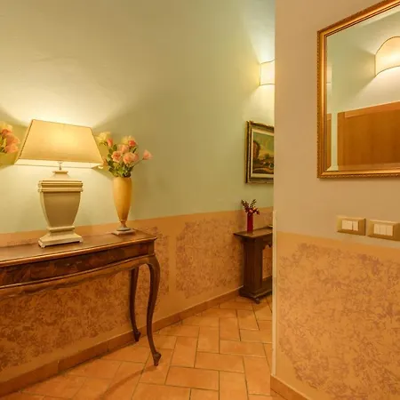 Dante States Apartment Florence