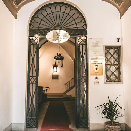 Domus Florentiae 4*