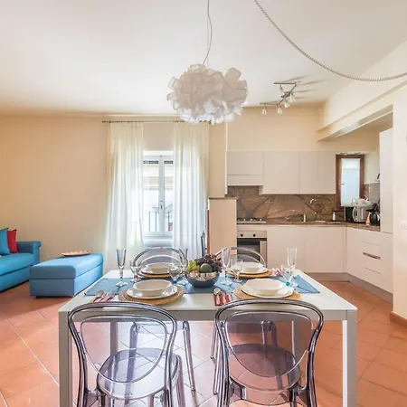 Design Florence- City Center Apartment Florence