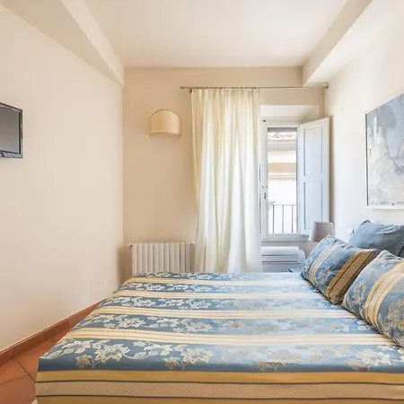 Apartment Design Florence- City Center