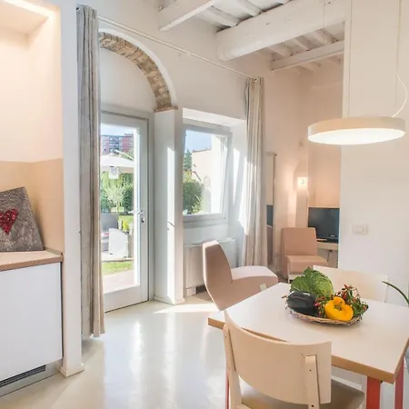 Aparthotel Aruch 2*