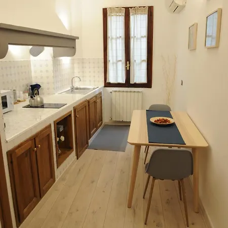 Domus Plaza Guest house Florence