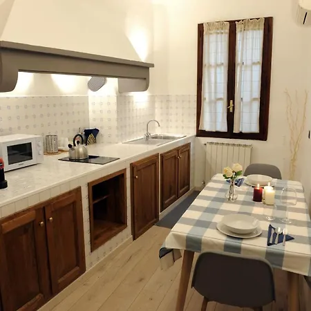 Guest house Domus Plaza *