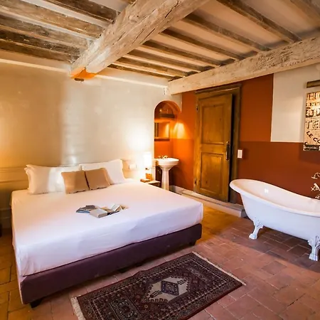 Oltrarno Splendid Bed & Breakfast 3*