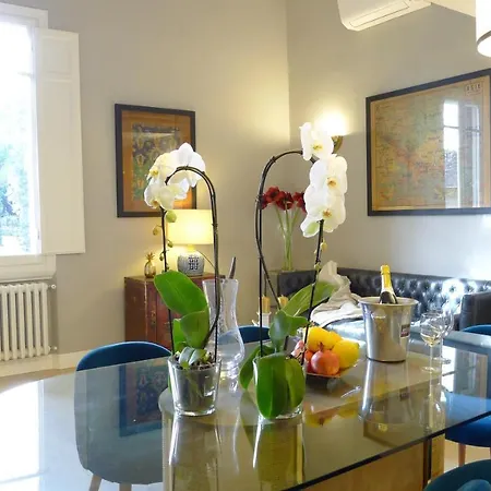 Prati Charming Апартаменты *