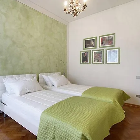 Frati Bigi With Parking Apartamento
