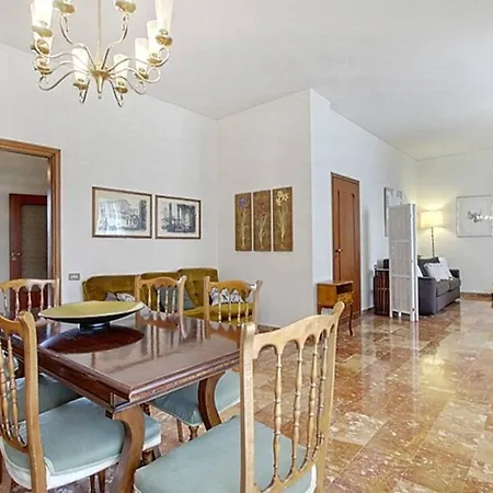 Apartamento Frati Bigi With Parking