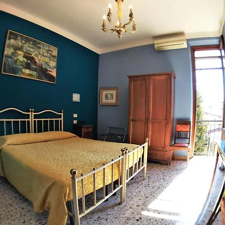 Merlini Hotel *