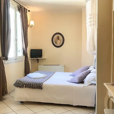 Bed & Breakfast Life Style Novecento 2*